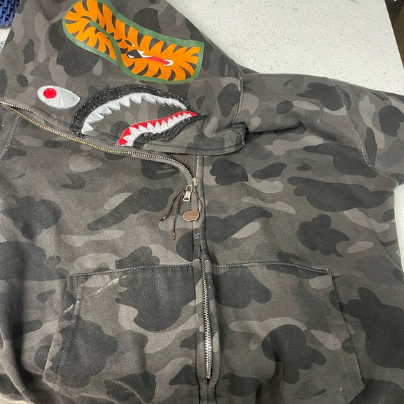 Bathing ape hoodie sz S women’s Fairly Used - Picture 3 of 5